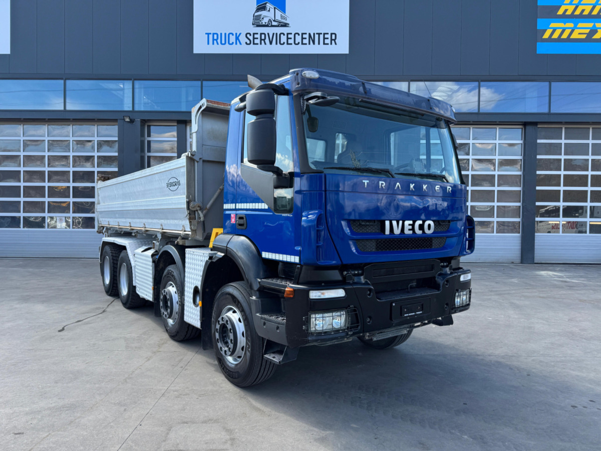 IVECO Trakker 450 8x4 3-Seitenkipper Moser - Tippbil: bilde 5 IVECO Trakker 450 8x4 3-Seitenkipper Moser - Tippbil: bilde 5