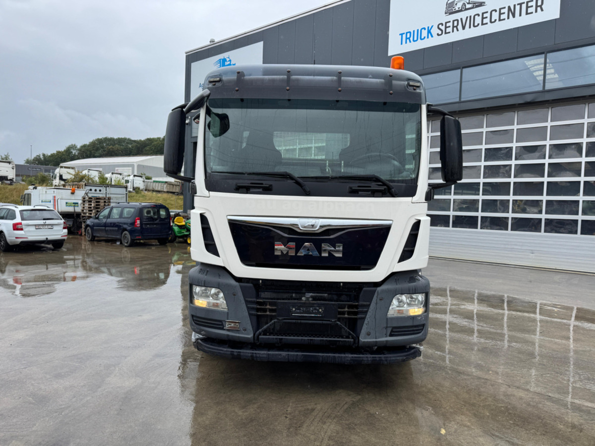 MAN TGS 28.440 6x2 UT GIGANT - Liftdumper lastebil: bilde 2 MAN TGS 28.440 6x2 UT GIGANT - Liftdumper lastebil: bilde 2