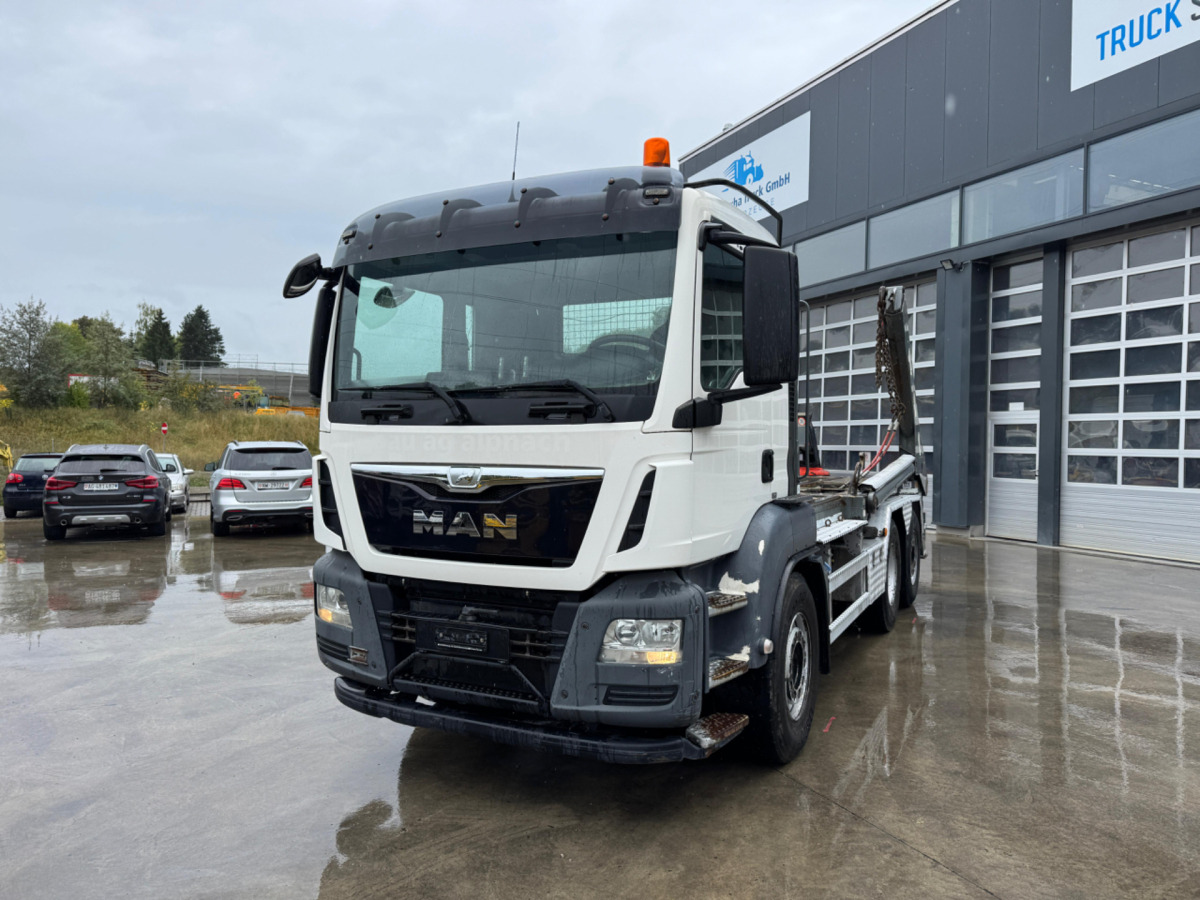 MAN TGS 28.440 6x2 UT GIGANT - Liftdumper lastebil: bilde 1 MAN TGS 28.440 6x2 UT GIGANT - Liftdumper lastebil: bilde 1