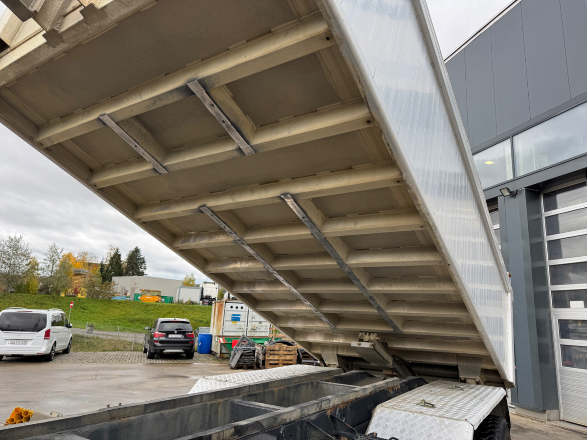 MERCEDES Actros 3248 8x4 Rückwärtskipper - Tippbil: bilde 3 MERCEDES Actros 3248 8x4 Rückwärtskipper - Tippbil: bilde 3