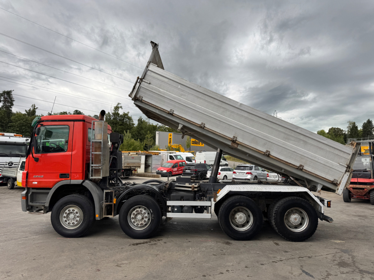 MERCEDES BENZ ACTROS 3246 C3390 - Tippbil: bilde 2 MERCEDES BENZ ACTROS 3246 C3390 - Tippbil: bilde 2