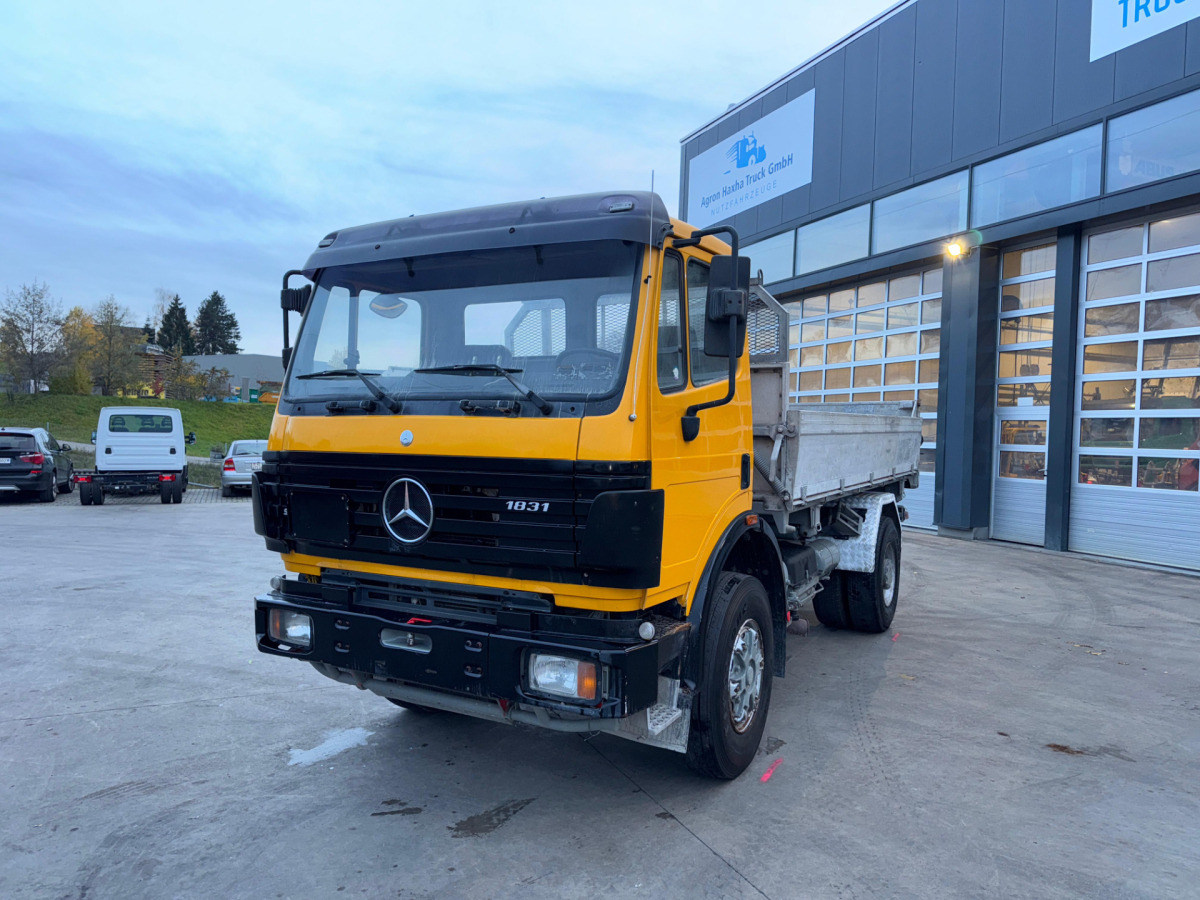 MERCEDES SK 1831 4x2 5m3 Kipper - Tippbil: bilde 2 MERCEDES SK 1831 4x2 5m3 Kipper - Tippbil: bilde 2
