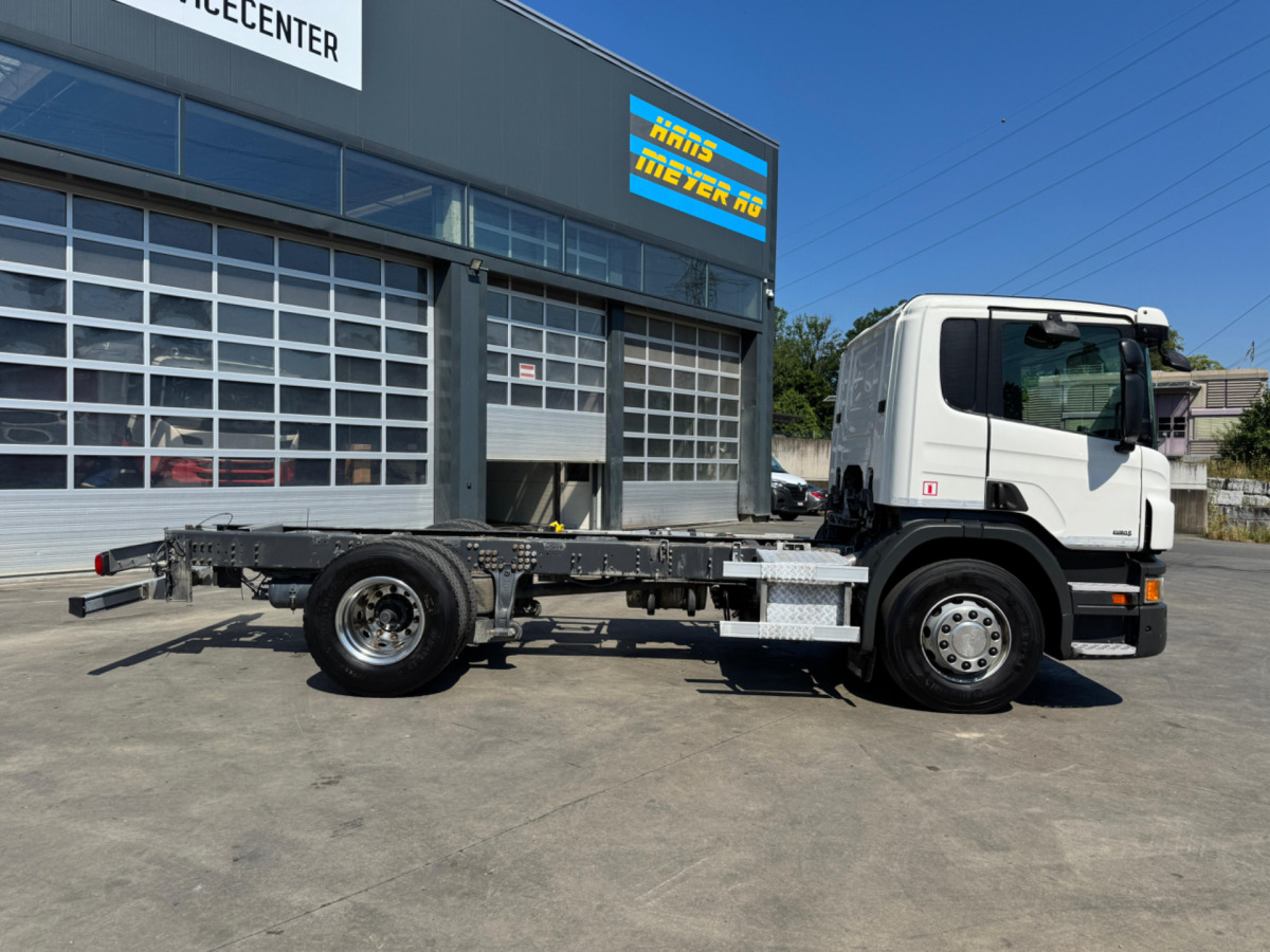 SCANIA P400 4x2 Chassis - Chassis lastebil: bilde 4 SCANIA P400 4x2 Chassis - Chassis lastebil: bilde 4