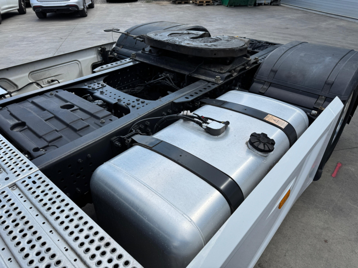 Trekkvogn MERCEDES Actros 1853 4x2: bilde 9