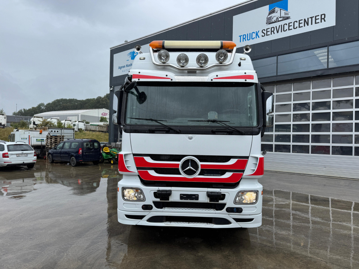 MERCEDES Actros 2044 4x4 - Trekkvogn: bilde 2 MERCEDES Actros 2044 4x4 - Trekkvogn: bilde 2