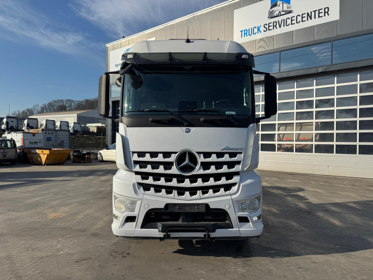 MERCEDES Arocs 1851 4x4H Kipphydraulik - Trekkvogn: bilde 2 MERCEDES Arocs 1851 4x4H Kipphydraulik - Trekkvogn: bilde 2