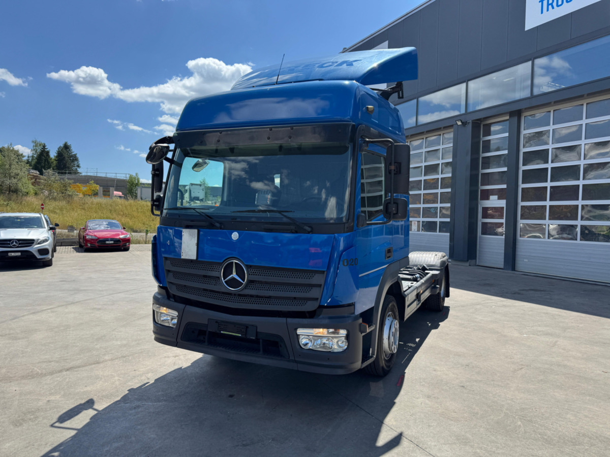 MERCEDES Atego 1330 4x2 - Trekkvogn: bilde 1 MERCEDES Atego 1330 4x2 - Trekkvogn: bilde 1