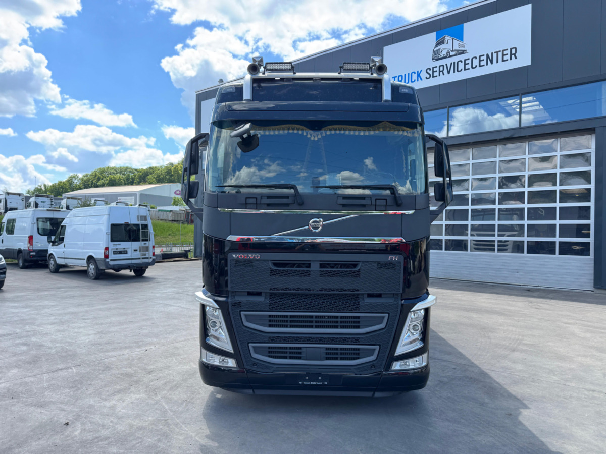 VOLVO FH-540 6x2 - Kapellbil: bilde 2 VOLVO FH-540 6x2 - Kapellbil: bilde 2
