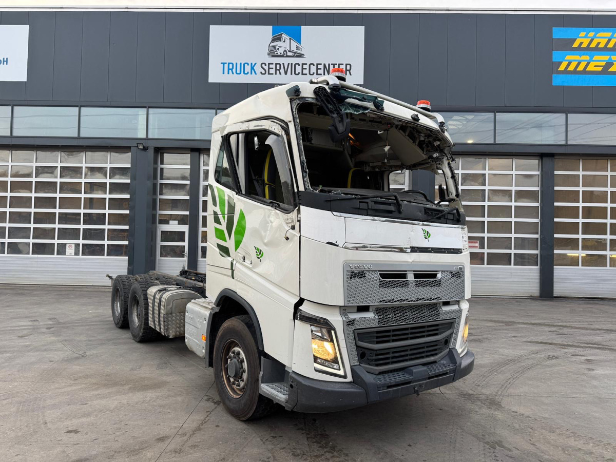 VOLVO FH16-650 6x6 X-Track Unfall - Chassis lastebil: bilde 3 VOLVO FH16-650 6x6 X-Track Unfall - Chassis lastebil: bilde 3