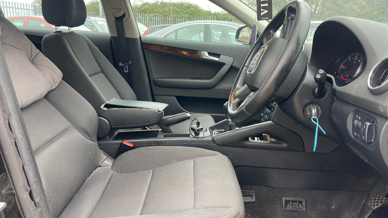AUDI A3 1.9 TDI - Hatchback: bilde 5 AUDI A3 1.9 TDI - Hatchback: bilde 5