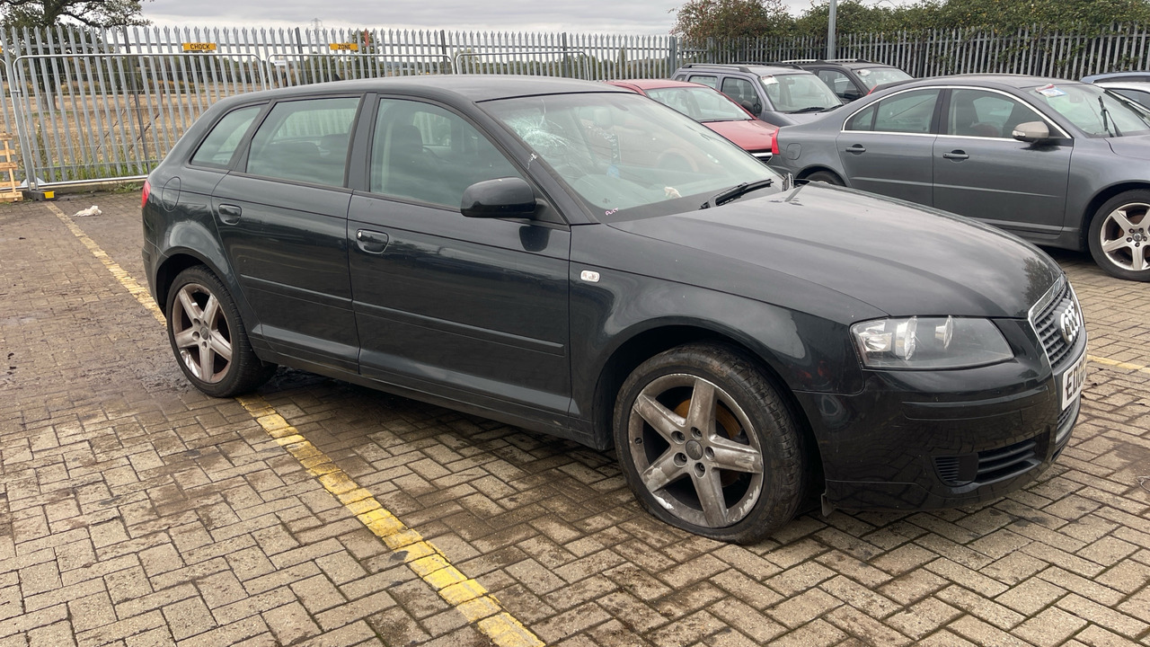 AUDI A3 1.9 TDI - Hatchback: bilde 1 AUDI A3 1.9 TDI - Hatchback: bilde 1
