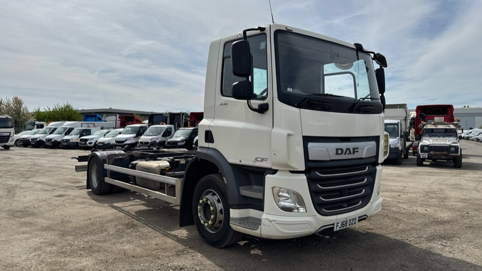 DAF CF 230 EURO 6 18 TONNE - Chassis lastebil: bilde 1 DAF CF 230 EURO 6 18 TONNE - Chassis lastebil: bilde 1