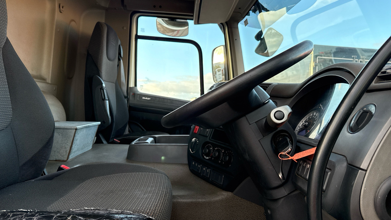 DAF CF 330 - Planbil, Kranbil: bilde 5 DAF CF 330 - Planbil, Kranbil: bilde 5