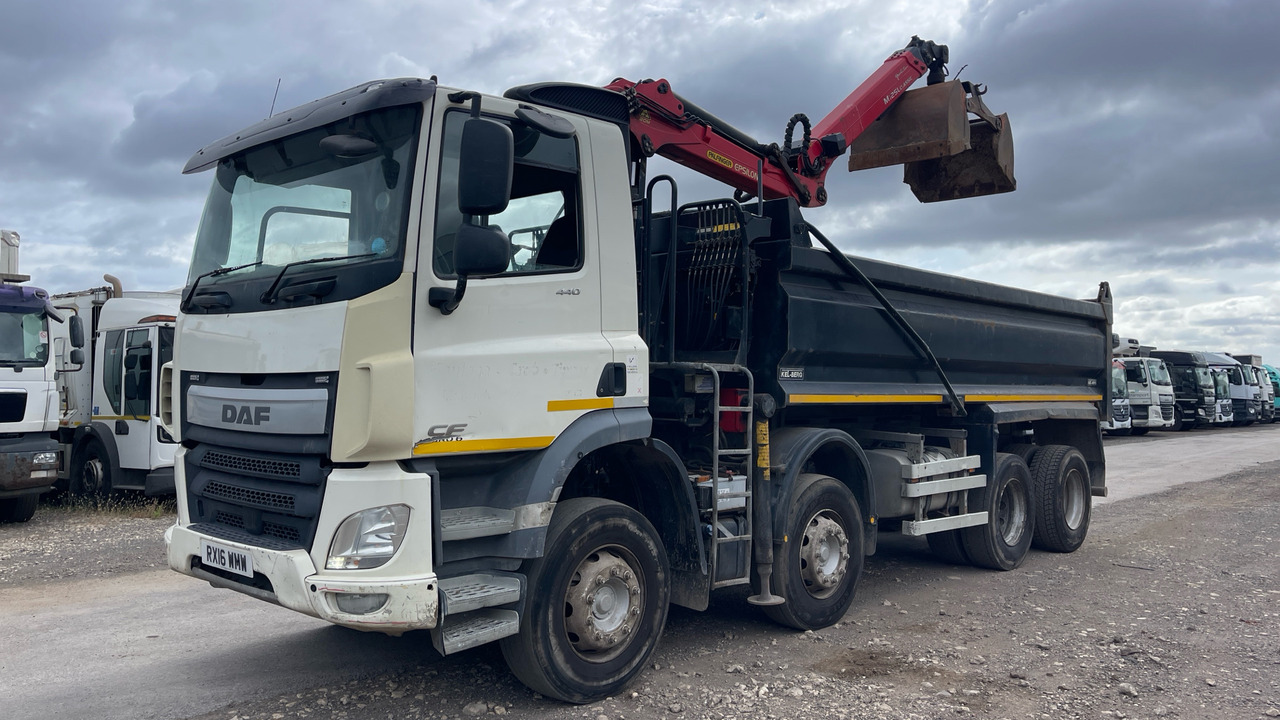 DAF CF 440 - Tippbil, Kranbil: bilde 2 DAF CF 440 - Tippbil, Kranbil: bilde 2