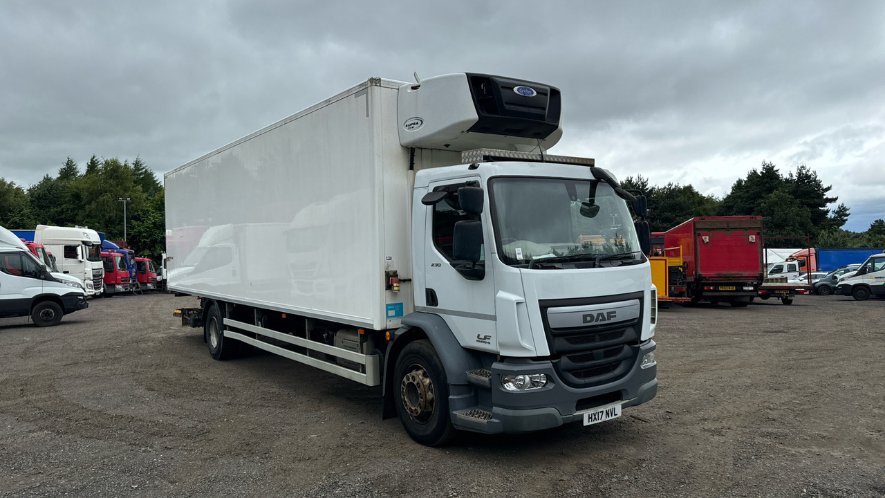DAF LF 250 - Lastebil med kjøl: bilde 1 DAF LF 250 - Lastebil med kjøl: bilde 1