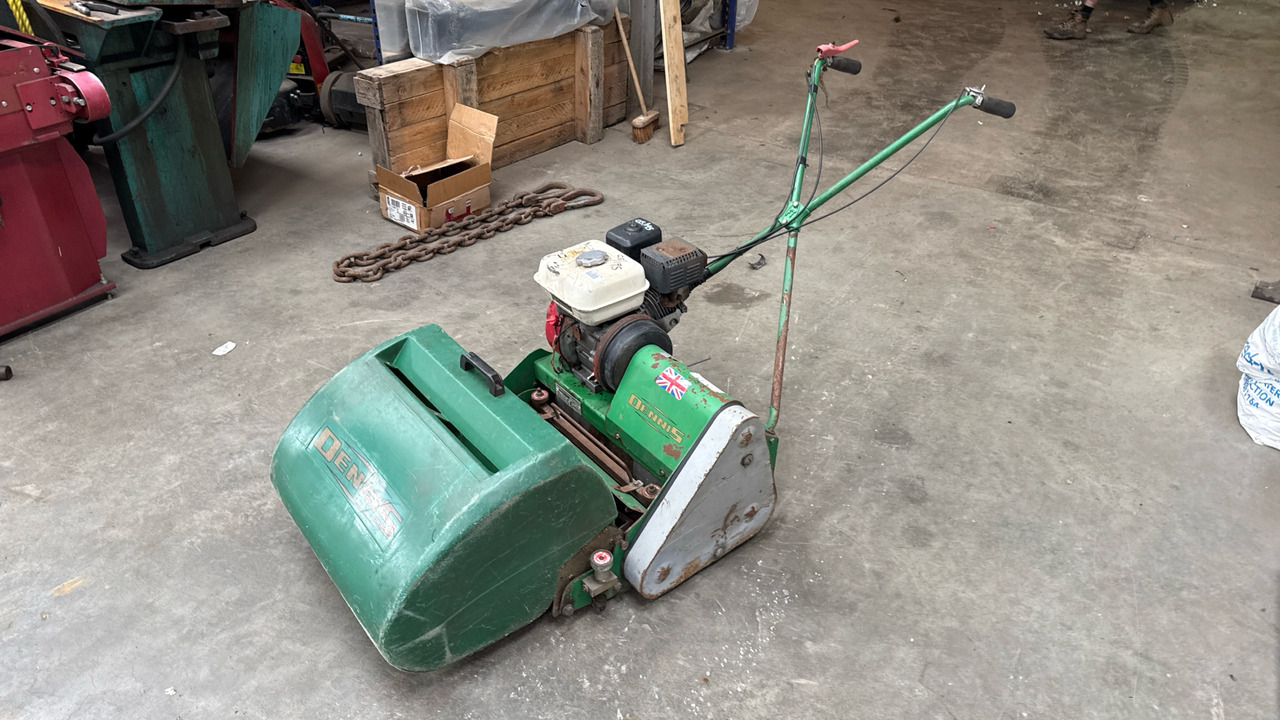 DENNIS FT 510 PEDESTRIAN CYLINDER MOWER WITH 9K UNIT AND GRASS BOX - Gressklipper: bilde 2 DENNIS FT 510 PEDESTRIAN CYLINDER MOWER WITH 9K UNIT AND GRASS BOX - Gressklipper: bilde 2