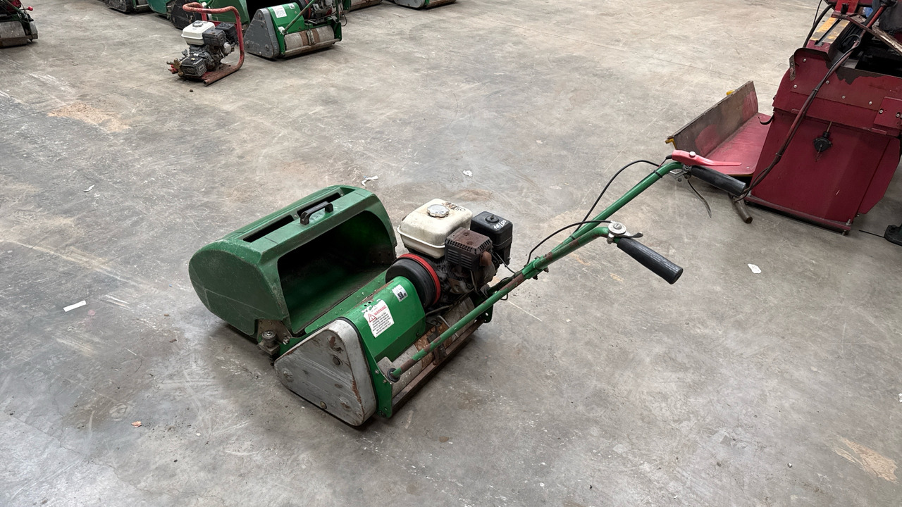 DENNIS FT20 PEDESTRIAN CYLINDER MOWER WITH 9K UNIT AND GRASS BOX - Gressklipper: bilde 3 DENNIS FT20 PEDESTRIAN CYLINDER MOWER WITH 9K UNIT AND GRASS BOX - Gressklipper: bilde 3