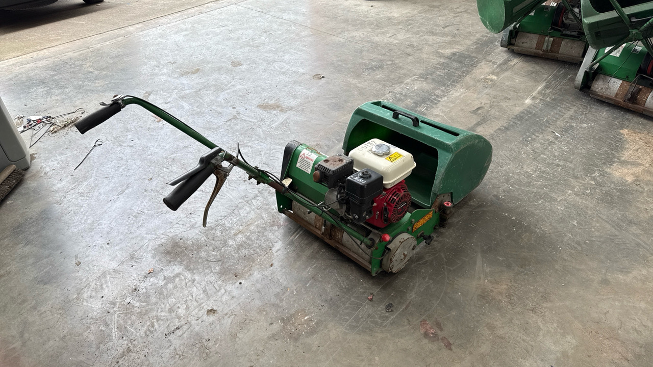 DENNIS FT20 PEDESTRIAN CYLINDER MOWER WITH GRASS BOX - Gressklipper: bilde 1 DENNIS FT20 PEDESTRIAN CYLINDER MOWER WITH GRASS BOX - Gressklipper: bilde 1