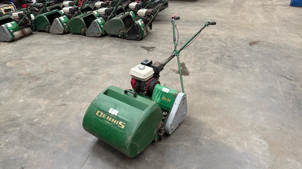 DENNIS FT510 PEDESTRIAN CYLINDER MOWER WITH 5K UNIT AND GRASS BOX - Gressklipper: bilde 4 DENNIS FT510 PEDESTRIAN CYLINDER MOWER WITH 5K UNIT AND GRASS BOX - Gressklipper: bilde 4