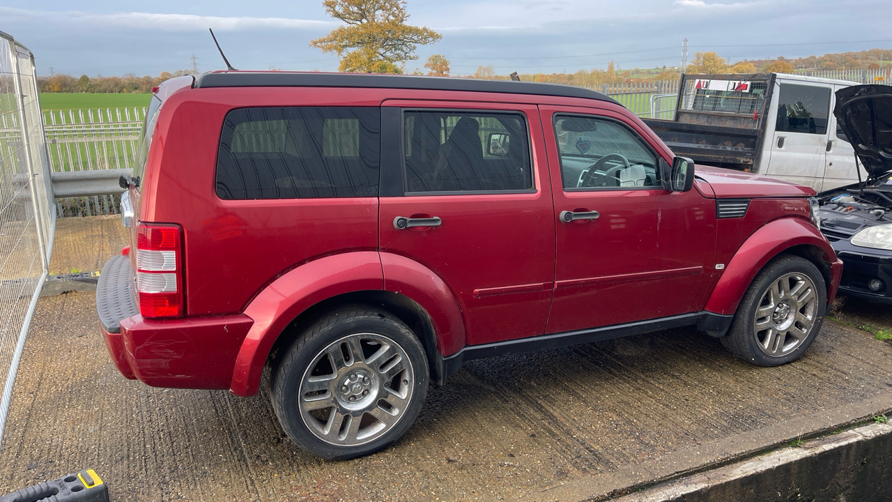 DODGE NITRO SXT - Stasjonsvogn: bilde 5 DODGE NITRO SXT - Stasjonsvogn: bilde 5