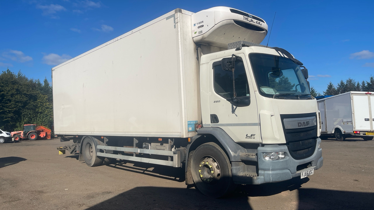 Daf LF 220 - Lastebil med kjøl: bilde 1 Daf LF 220 - Lastebil med kjøl: bilde 1