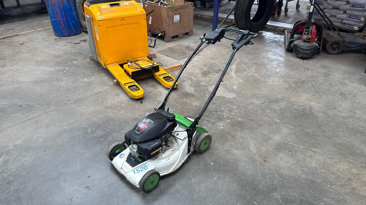 ETESIA PRO 46 PHCT - Anleggsmaskiner: bilde 1 ETESIA PRO 46 PHCT - Anleggsmaskiner: bilde 1