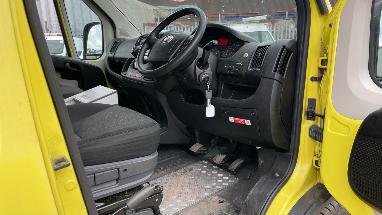 FIAT DUCATO 2.3 Multijet 180PS - Ambulanse: bilde 5 FIAT DUCATO 2.3 Multijet 180PS - Ambulanse: bilde 5