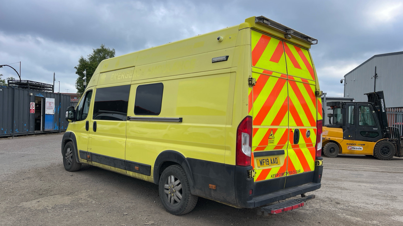 FIAT DUCATO 2.3 Multijet 180PS - Ambulanse: bilde 3 FIAT DUCATO 2.3 Multijet 180PS - Ambulanse: bilde 3