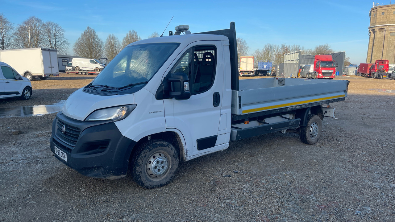 FIAT DUCATO 35 2.3 Multijet 140ps - Varebil med plan: bilde 2 FIAT DUCATO 35 2.3 Multijet 140ps - Varebil med plan: bilde 2