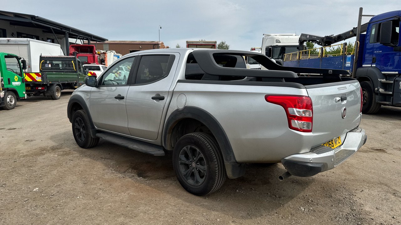 FIAT FULLBACK 2.4 180HP CROSS - Pickup, Varebil med dobbelt førerhus: bilde 3 FIAT FULLBACK 2.4 180HP CROSS - Pickup, Varebil med dobbelt førerhus: bilde 3