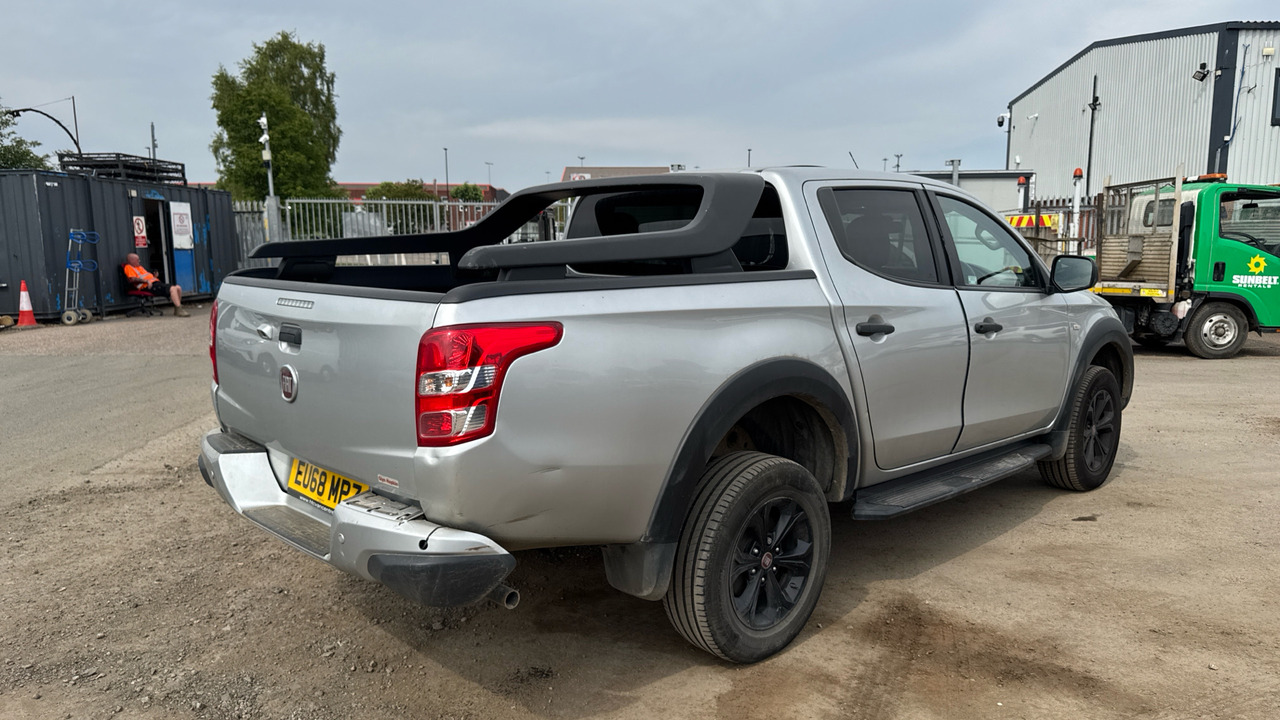 FIAT FULLBACK 2.4 180HP CROSS - Pickup, Varebil med dobbelt førerhus: bilde 4 FIAT FULLBACK 2.4 180HP CROSS - Pickup, Varebil med dobbelt førerhus: bilde 4