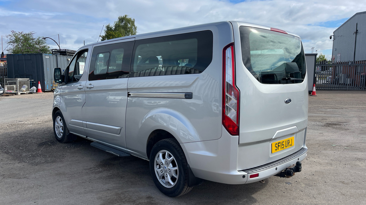 FORD TOURNEO CUSTOM 300 2.2 TDCi 125PS - Minibuss, Persontransport: bilde 3 FORD TOURNEO CUSTOM 300 2.2 TDCi 125PS - Minibuss, Persontransport: bilde 3