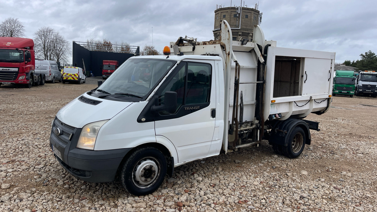 FORD TRANSIT 2.2 TDCI 100PS - Varebil med tipp: bilde 2 FORD TRANSIT 2.2 TDCI 100PS - Varebil med tipp: bilde 2