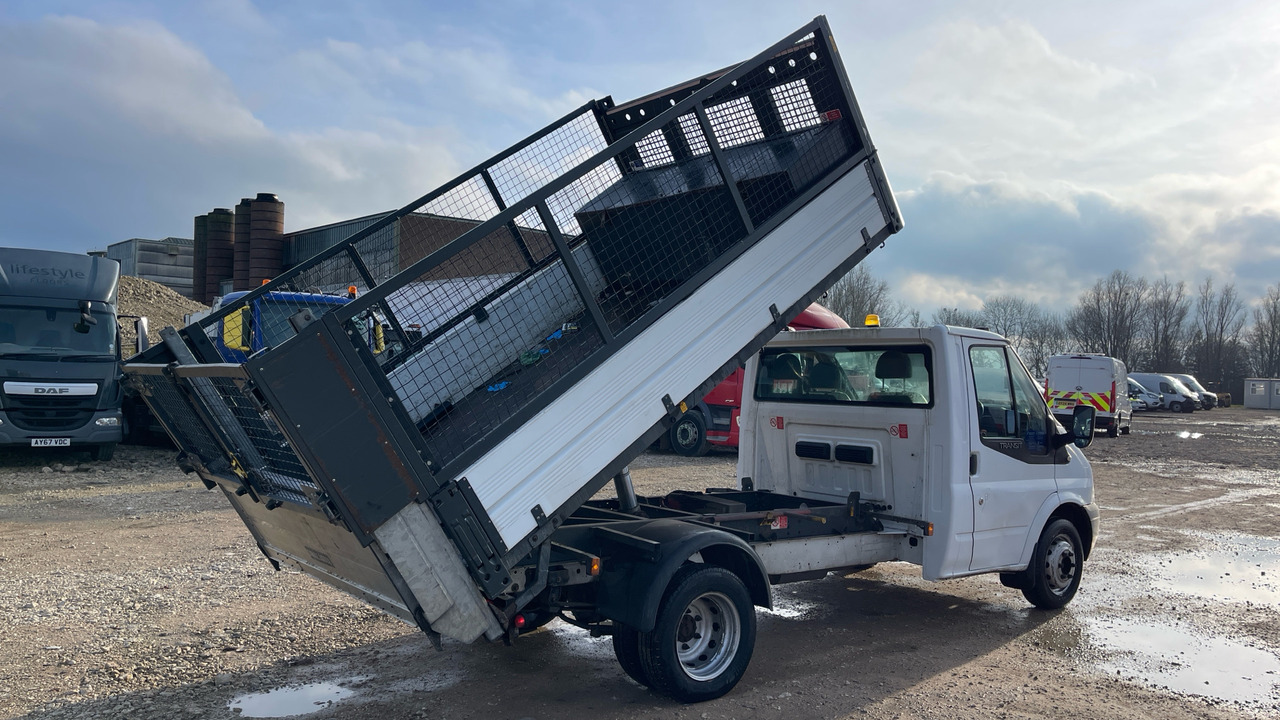 FORD TRANSIT 350 2.2 TDCI 125PS - Varebil med tipp: bilde 4 FORD TRANSIT 350 2.2 TDCI 125PS - Varebil med tipp: bilde 4