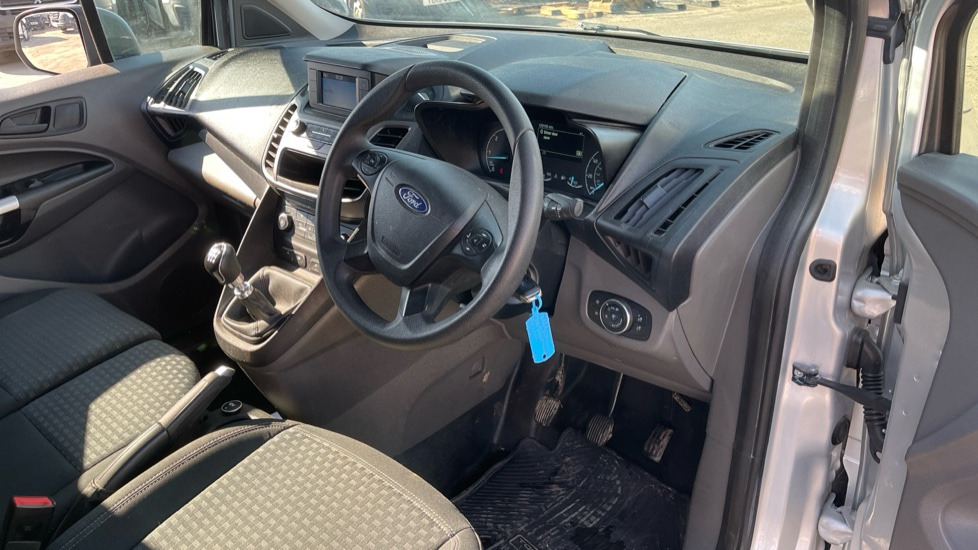 FORD TRANSIT CONNECT 220 1.5 ECOBLUE 100PS - Kassebil: bilde 5 FORD TRANSIT CONNECT 220 1.5 ECOBLUE 100PS - Kassebil: bilde 5