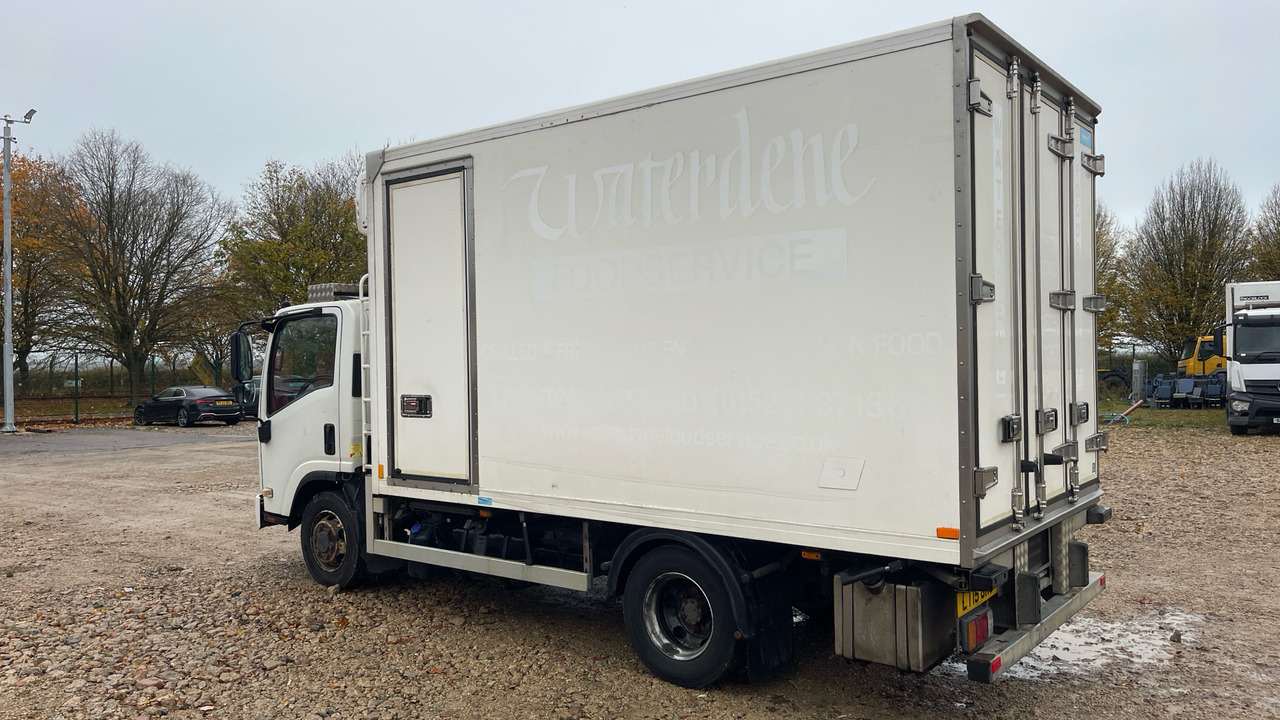 ISUZU N 75.190 - Lastebil med kjøl: bilde 3 ISUZU N 75.190 - Lastebil med kjøl: bilde 3