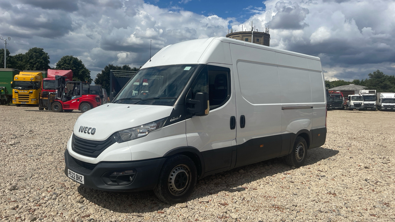 IVECO DAILY 35-140 2.3 3520 WB - Kassebil: bilde 2 IVECO DAILY 35-140 2.3 3520 WB - Kassebil: bilde 2