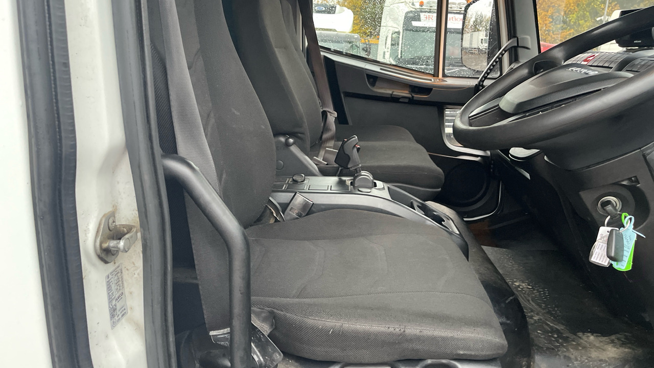 IVECO EUROCARGO 180-250 - Kapellbil: bilde 5 IVECO EUROCARGO 180-250 - Kapellbil: bilde 5