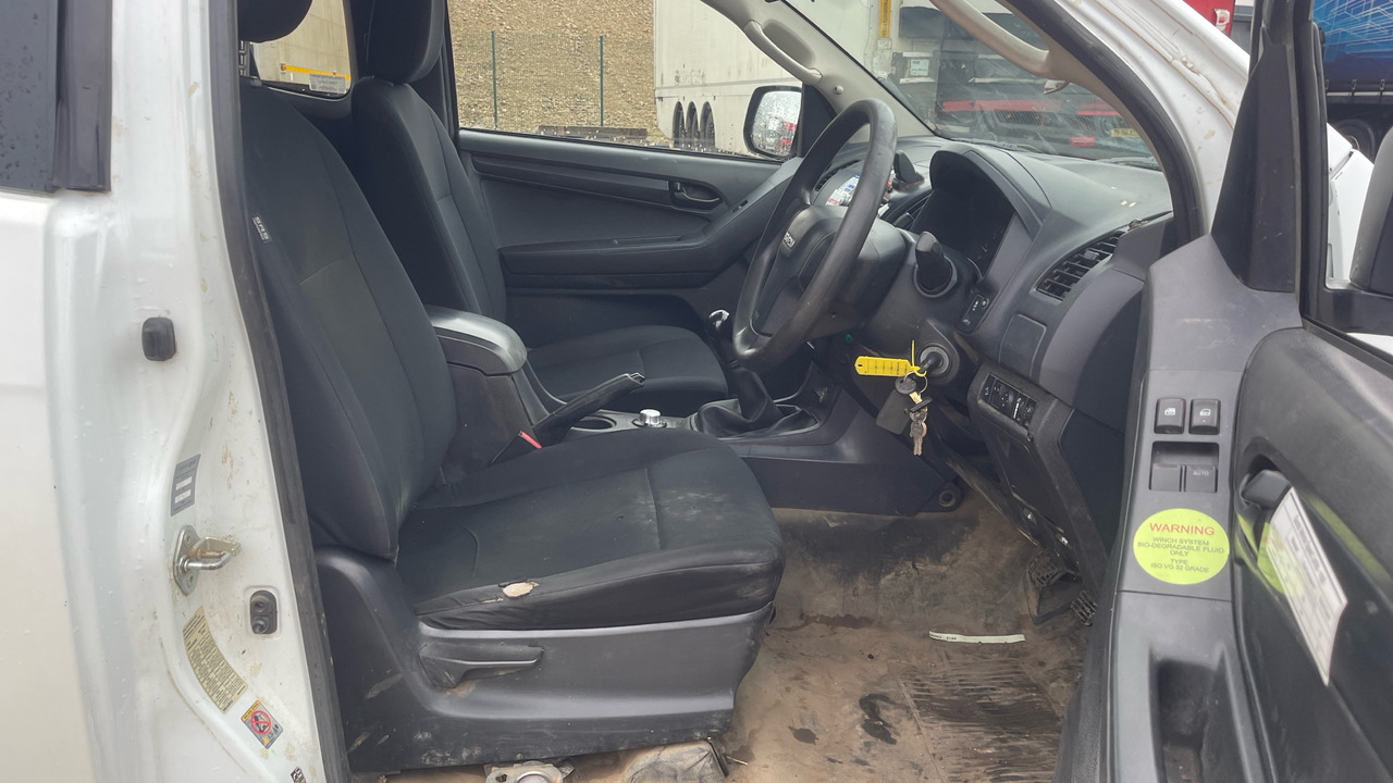 Isuzu D-Max 1.9 TD - Pickup: bilde 5 Isuzu D-Max 1.9 TD - Pickup: bilde 5