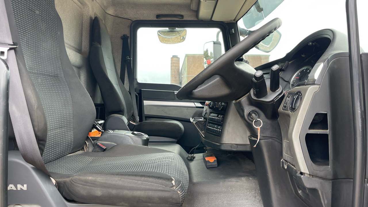 MAN TGM 26.340 - Planbil, Kranbil: bilde 5 MAN TGM 26.340 - Planbil, Kranbil: bilde 5