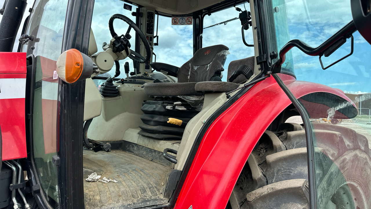 MASSEY FERGUSON 5612 DYNA 4 - Traktor: bilde 5 MASSEY FERGUSON 5612 DYNA 4 - Traktor: bilde 5