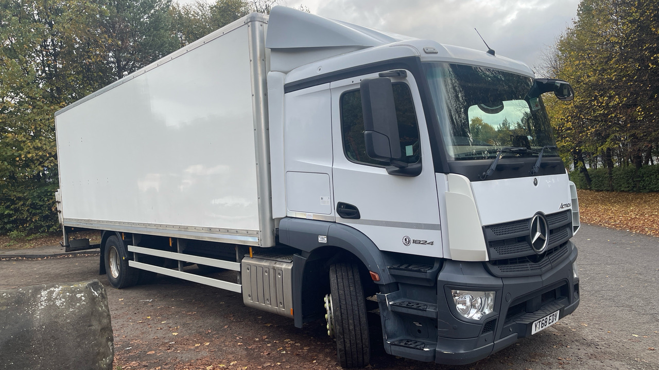 MERCEDES-BENZ ACTROS 1824 - Skapbil: bilde 1 MERCEDES-BENZ ACTROS 1824 - Skapbil: bilde 1