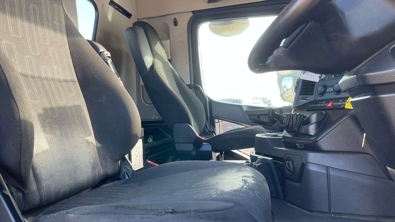 MERCEDES-BENZ AROCS - Tippbil, Kranbil: bilde 5 MERCEDES-BENZ AROCS - Tippbil, Kranbil: bilde 5