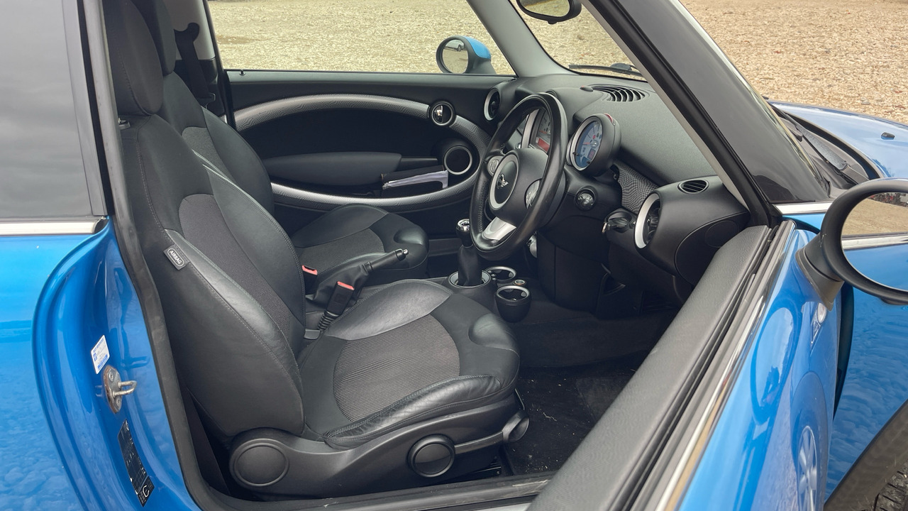 MINI COOPER S 1.6 - Hatchback: bilde 5 MINI COOPER S 1.6 - Hatchback: bilde 5