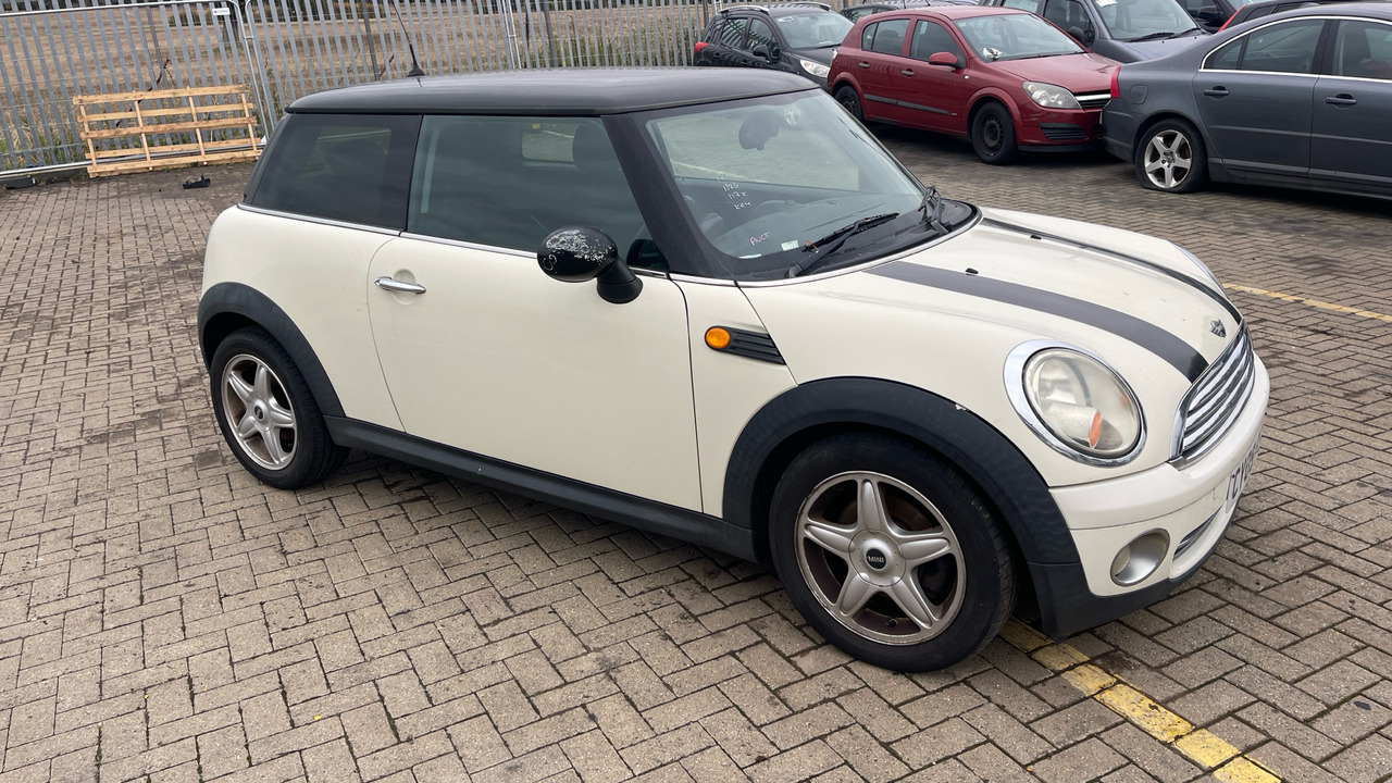 MINI COOPER - Hatchback: bilde 1 MINI COOPER - Hatchback: bilde 1