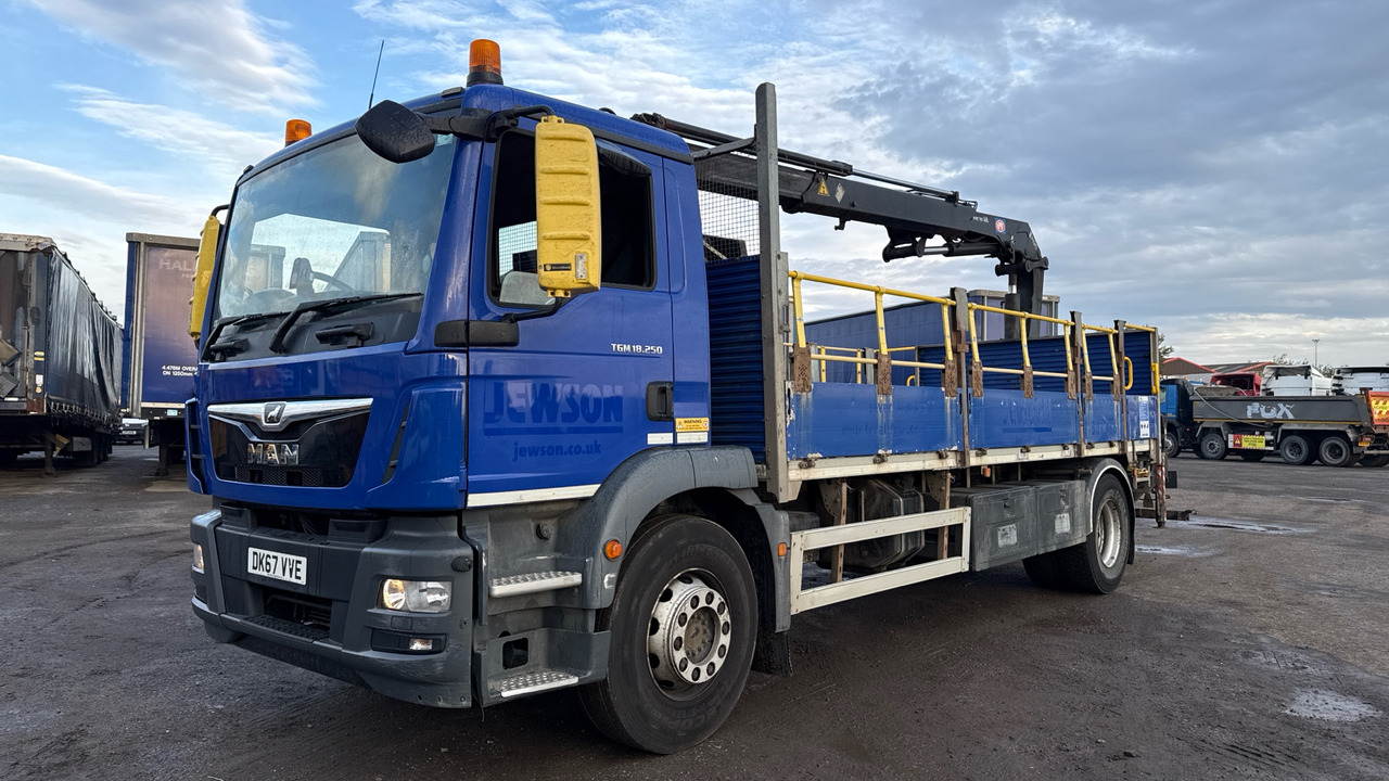 Man TGM 18.250 - Planbil, Kranbil: bilde 2 Man TGM 18.250 - Planbil, Kranbil: bilde 2