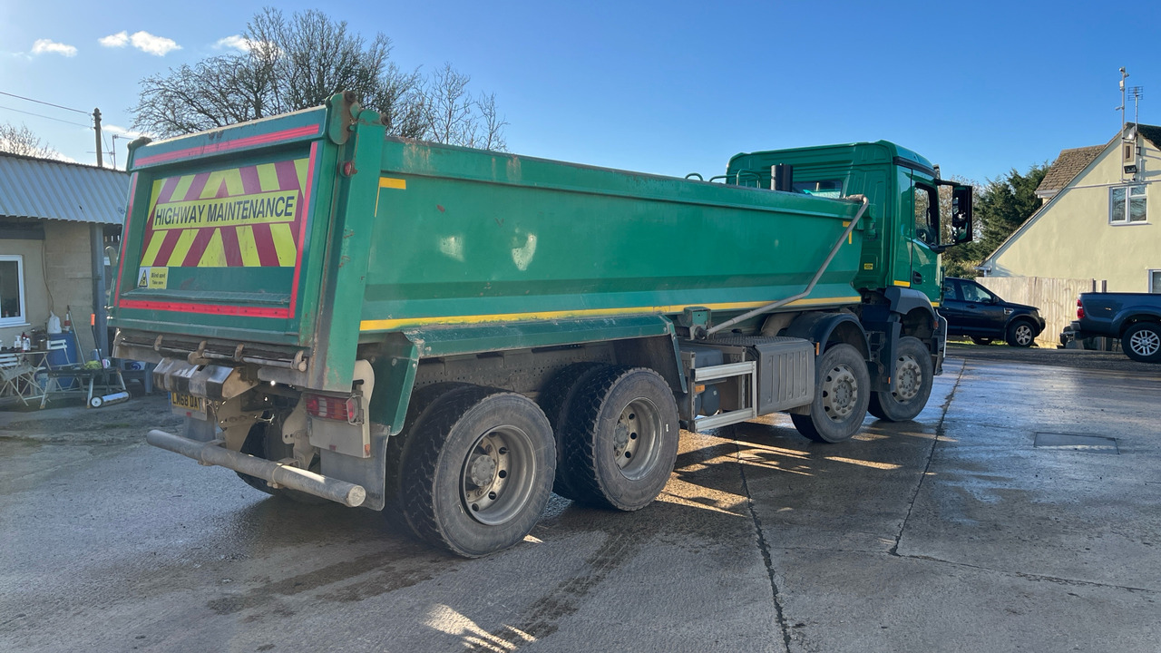 Mercedes-Benz Arocs 3240 - Tippbil: bilde 4 Mercedes-Benz Arocs 3240 - Tippbil: bilde 4