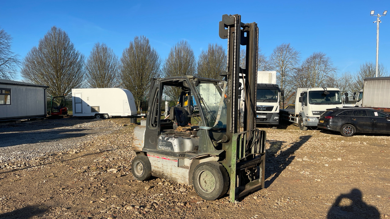 NISSAN YG1D2A300 - Dieseltruck: bilde 2 NISSAN YG1D2A300 - Dieseltruck: bilde 2