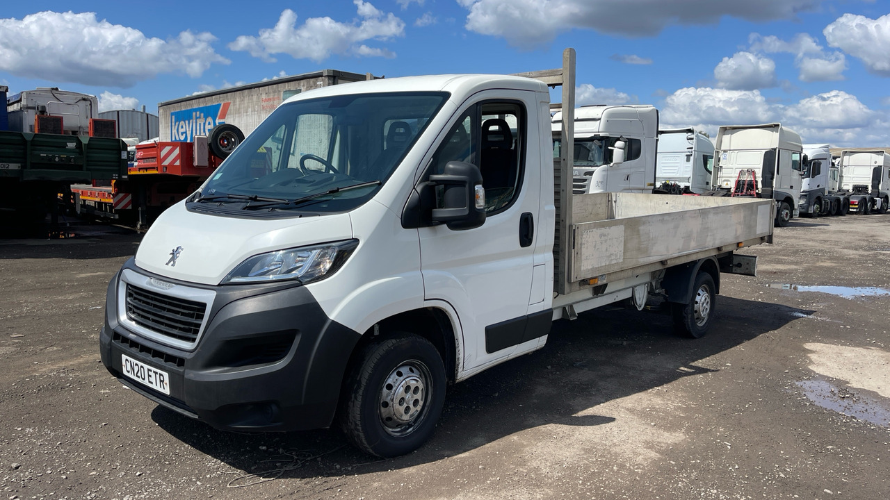 PEUGEOT BOXER 335 2.2 BLUEHDI 140PS - Varebil med plan: bilde 2 PEUGEOT BOXER 335 2.2 BLUEHDI 140PS - Varebil med plan: bilde 2