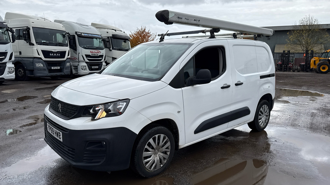 PEUGEOT PARTNER 1000 1.5 BlueHDi 100PS - Små varebil: bilde 2 PEUGEOT PARTNER 1000 1.5 BlueHDi 100PS - Små varebil: bilde 2